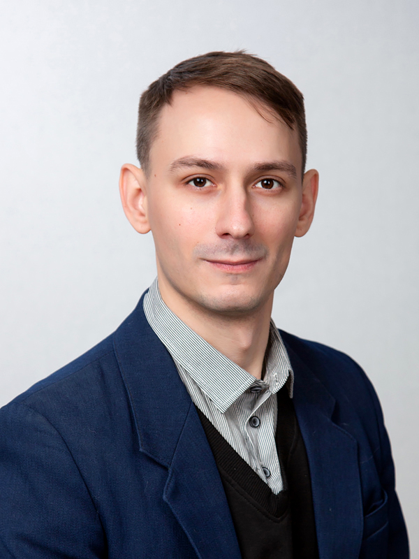 Глушков Александр Олегович.