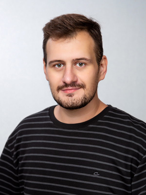 Искров Павел Юрьевич.